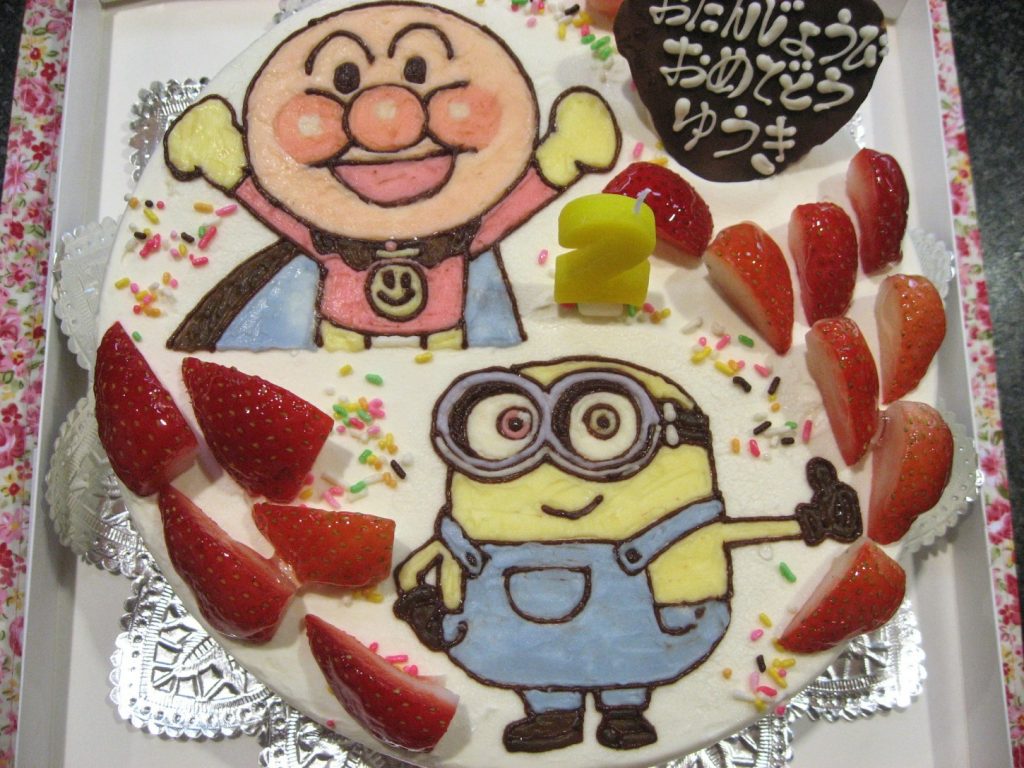 ミニオンとアンパンマンのイラストケーキ 和菓子洋菓子の石間舗